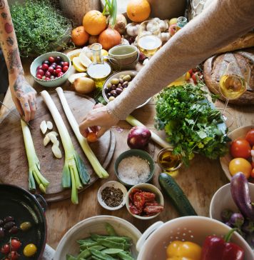 How your daily diet could increase your longevity